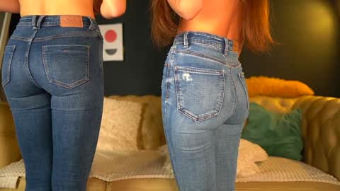 Sophydiva online show from November 2025 06:24:02 AM