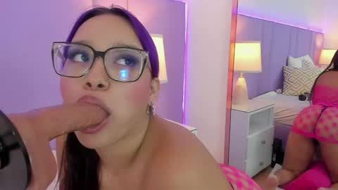 Snapshot of sophyruiz_ chatting on September 2025 12:07:02 PM Sophy online show from September 2025 12:07:02 PM
