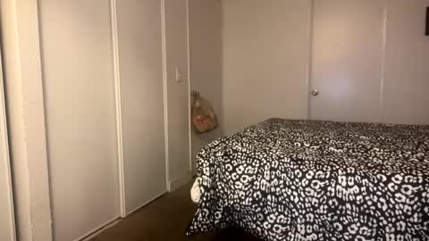 sosexcccny online show from February 2025 05:26:02 AM