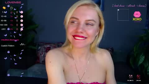 Snapshot of soul_liza chatting on May 2026 01:25:02 AM Lisa online show from May 2026 01:25:02 AM