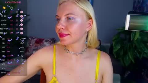 Snapshot of soul_liza chatting on June 2026 05:12:01 AM Lisa online show from June 2026 05:12:01 AM