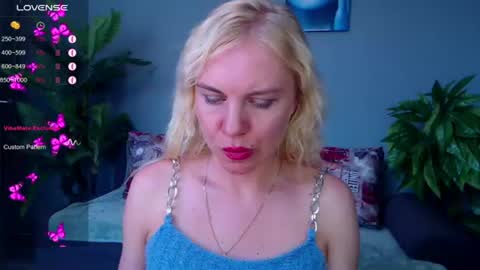 Snapshot of soul_liza chatting on July 2026 06:06:01 AM Lisa online show from July 2026 06:06:01 AM