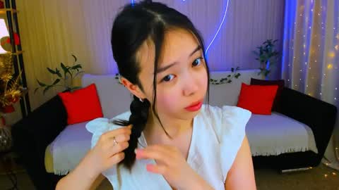 soulharmoonyy online show from April 2026 04:12:01 AM