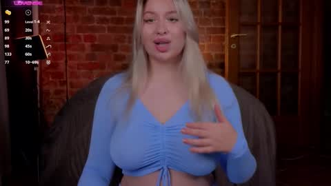 soulmeinme online show from November 2025 07:41:02 PM