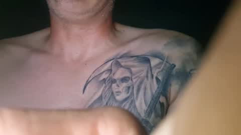 Snapshot of southboy2410 chatting on September 2025 06:48:02 AM southboy2410 online show from September 2025 06:48:02 AM