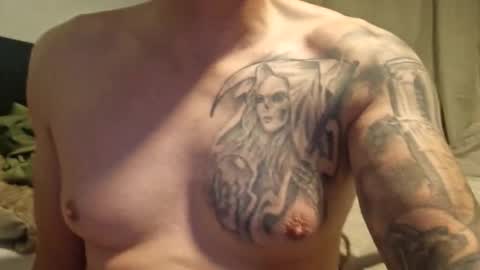 Snapshot of southboy2410 chatting on November 2025 10:34:02 PM southboy2410 online show from November 2025 10:34:02 PM