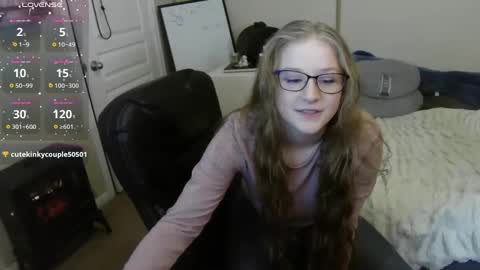 Snapshot of southerbunny chatting on December 2024 12:12:01 PM Bunnydathug online show from December 2024 12:12:01 PM