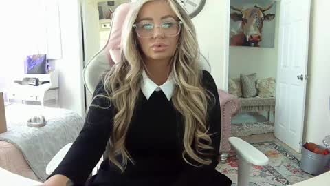 Your Barbii online show from February 2025 03:21:01 PM