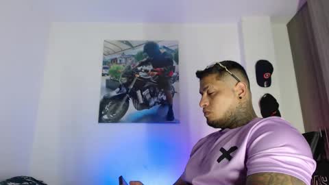 soy_apolo online show from January 2026 04:49:02 AM