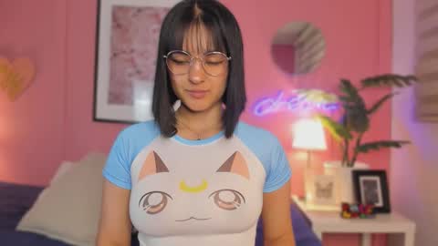 Snapshot of soysaraa_ chatting on November 2025 05:50:02 AM Aleja online show from November 2025 05:50:02 AM