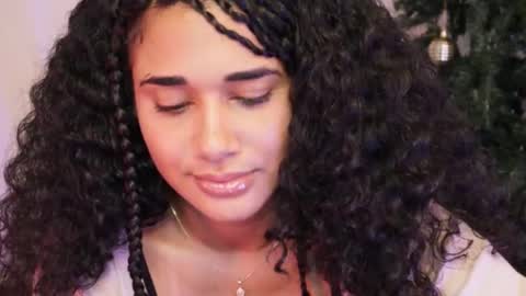 You want to talk to me more personal follow me in My Channel VIP  50 the discount       online show from December 2024 08:33:01 PM