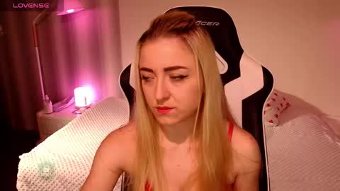 space danger online show from December 2025 04:42:02 AM