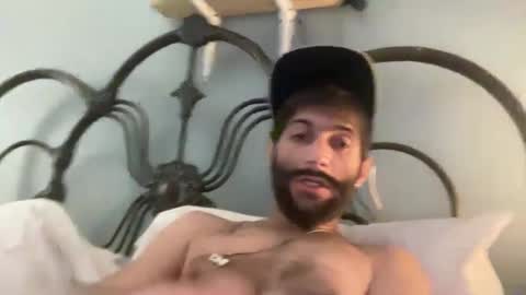 TrndSettrz online show from February 2025 06:54:01 AM