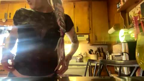 Snapshot of spacielacielush chatting on September 2025 03:34:02 PM SpacieLacieLush online show from September 2025 03:34:02 PM