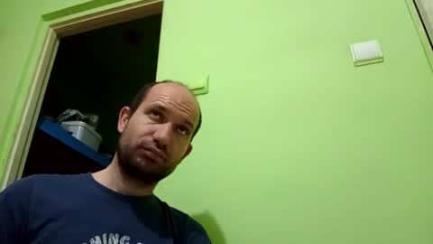 Snaiky online show from March 2026 11:53:02 PM