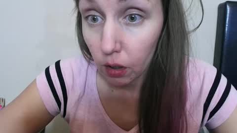 Snapshot of sparkle_pinuppp chatting on February 2025 08:33:02 AM Tip 1 token Follow me on instagram Sparkle pinuppp online show from February 2025 08:33:02 AM