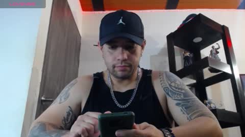     online show from January 2025 05:12:01 AM