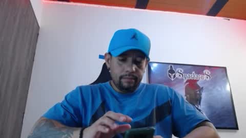     online show from December 2025 05:36:02 AM