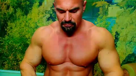 Snapshot of spartacusdom chatting on January 2025 06:13:01 PM spartacusdom online show from January 2025 06:13:01 PM