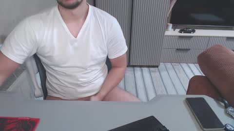 Art online show from January 2025 03:49:02 AM