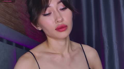 Nicole online show from January 2025 04:21:01 PM