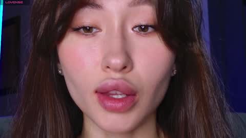 Nicole online show from February 2025 05:48:01 PM