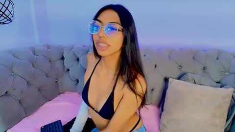 Snapshot of sphere_01 chatting on September 2025 05:06:02 AM sphere_01 online show from September 2025 05:06:02 AM