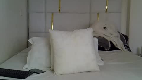 Snapshot of spice_lovy chatting on May 2026 10:32:02 AM blackqueen online show from May 2026 10:32:02 AM
