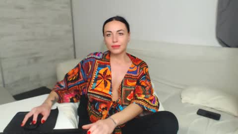 Carla online show from December 2024 09:39:02 PM