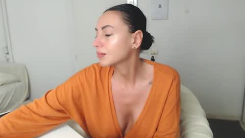 Carla online show from January 2025 05:37:02 PM
