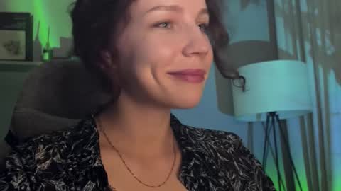 Snapshot of spicy___caramel chatting on November 2025 04:51:01 PM spicy___caramel online show from November 2025 04:51:01 PM