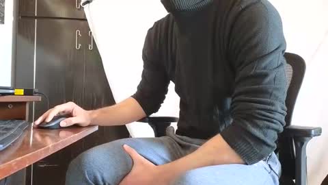 Marco. When Im offline you can view premium content in bio online show from November 2025 09:31:02 AM