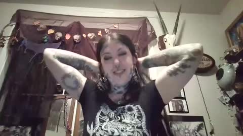 Snapshot of spirithalloqveen chatting on October 2025 06:14:01 AM spirithalloqveen online show from October 2025 06:14:01 AM