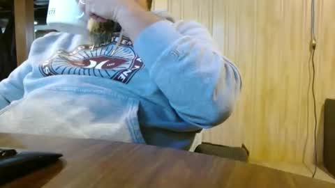 Snapshot of splash_w chatting on May 2026 03:07:02 PM Splash Man online show from May 2026 03:07:02 PM