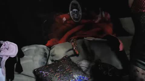 Daddy  His Splash Queen online show from November 2025 06:01:01 AM