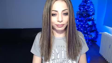 Doll online show from December 2024 11:11:02 AM