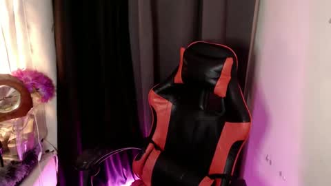 CALL ME RAINE online show from March 2025 04:22:01 PM