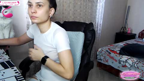 Tips are the best compliment to a woman online show from February 2026 08:19:02 AM