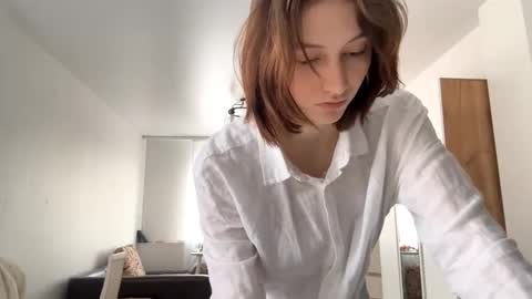 Vanessa online show from March 2026 08:26:33 AM