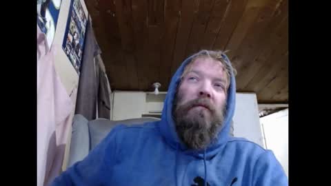 Snapshot of squegly chatting on February 2025 10:03:02 AM Bryan online show from February 2025 10:03:02 AM