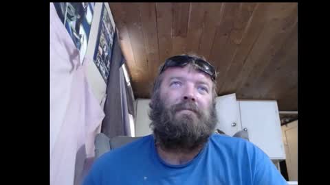 Snapshot of squegly chatting on September 2025 08:21:02 PM Bryan online show from September 2025 08:21:02 PM