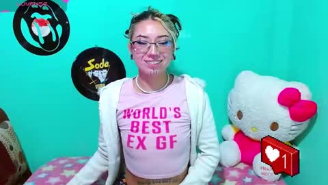 Snapshot of squirt_charlotte chatting on December 2024 03:59:02 AM HELLO WELCOME MY NAME IS CHARLOTTE OY A NEW GIRL online show from December 2024 03:59:02 AM