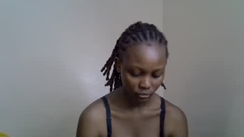 Tashy online show from December 2025 07:01:02 PM