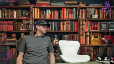 Roxy Day  Mossimo Knight online show from March 2026 02:02:01 AM