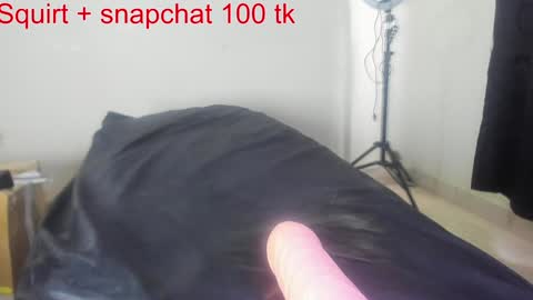  Lizzy online show from December 2024 08:18:01 PM