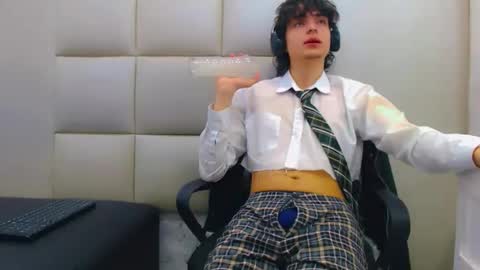 ethan online show from February 2026 01:07:02 PM