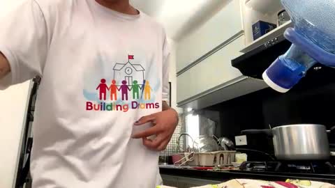 sorry mom online show from December 2024 08:25:02 PM