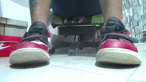 sr master cum its my old account online show from February 2026 06:37:02 PM