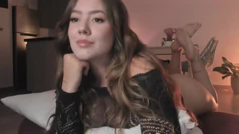 Snapshot of srta__sophie chatting on February 2025 02:26:02 AM Sophie 3 online show from February 2025 02:26:02 AM