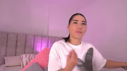 samantha online show from November 2025 07:25:02 PM